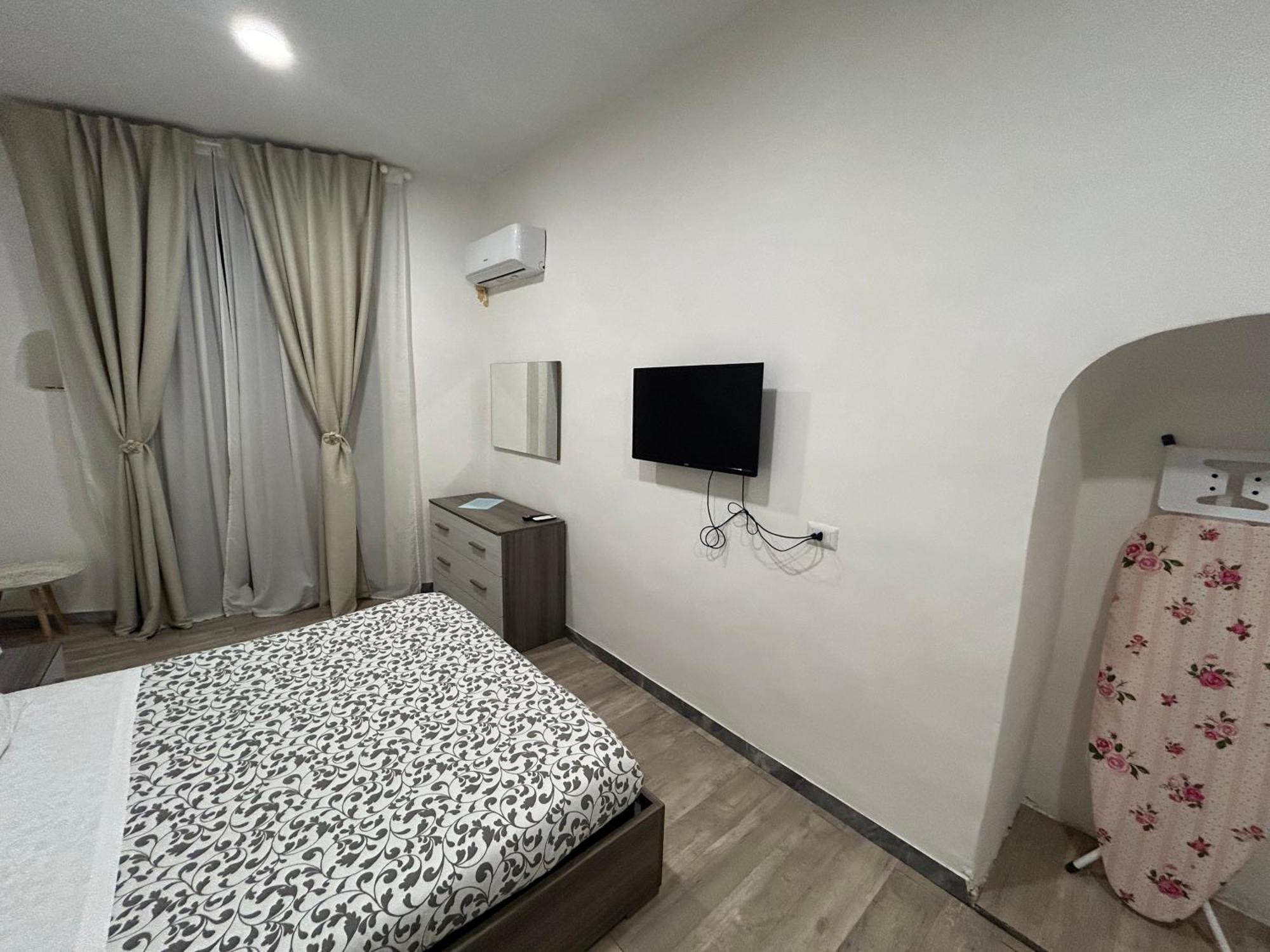 Casagiulia Apartment Naples Luaran gambar